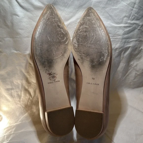 Cole Haan Tan & Gold Leather Flats - women’s size 9 - Picture 5 of 6